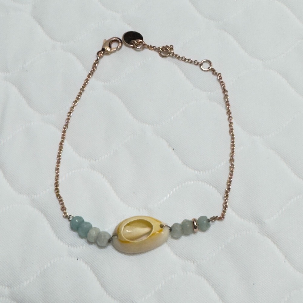 Pura Vida Shell Beaded Blue Green Gold Tone Metal Bracelet Adjustable